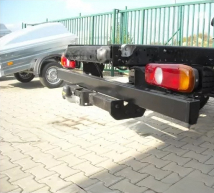 Carlig remorcare Mitsubishi Canter platforma fabricat dupa 1993 marca Autohak [6]