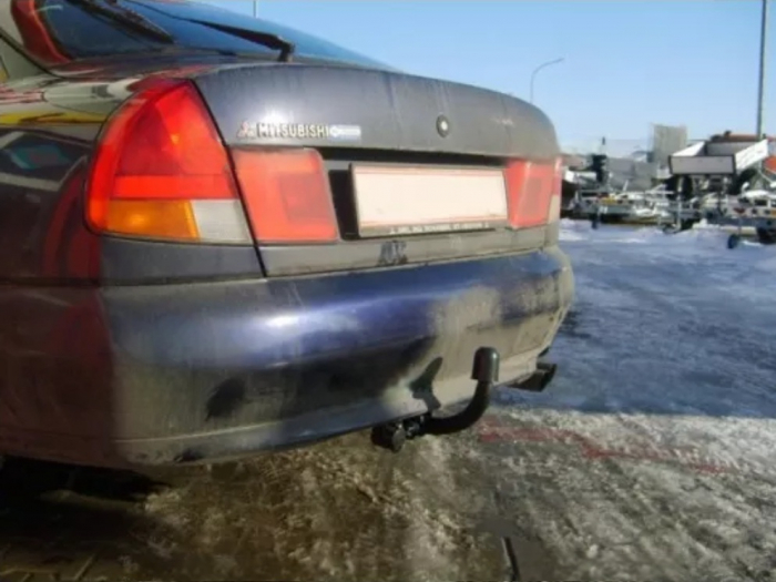 Carlig remorcare Mitsubishi Carisma fabricat intre 1995 - 2006 marca Autohak [5]