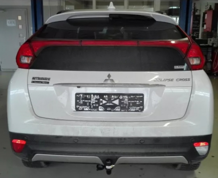 Carlig remorcare Mitsubishi Eclipse Cross fabricat dupa 2017 marca Autohak [2]