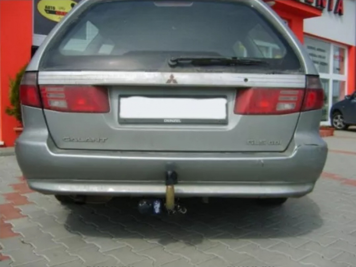 Carlig remorcare Mitsubishi Galant 4/5 usi 1992 - 2004 demontabil automat cu maneta [3]