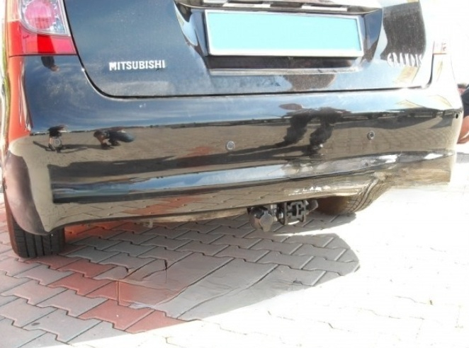 Carlig remorcare Mitsubishi Grandis dupa 2004 demontabil automat cu maneta marca Autohak [3]