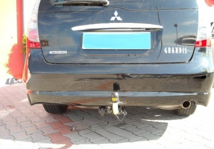 Carlig remorcare Mitsubishi Grandis dupa 2004 demontabil automat cu maneta marca Autohak [6]