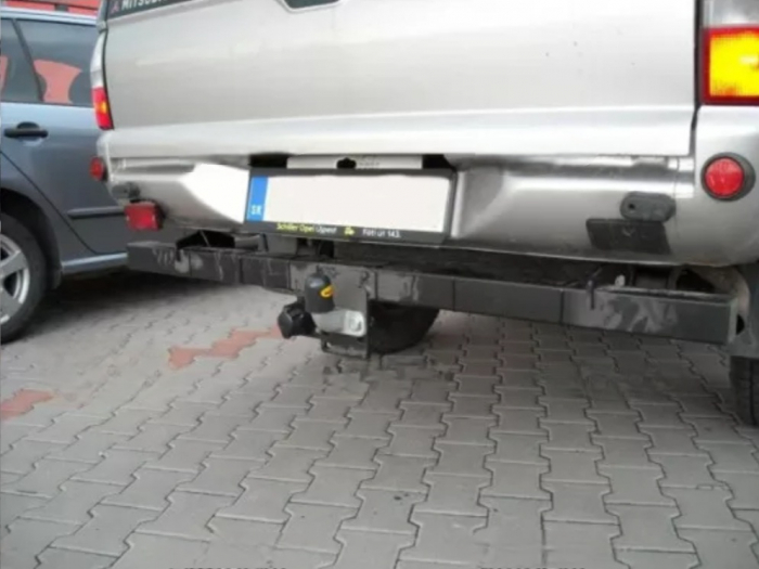 Carlig remorcare Mitsubishi L200 1996-2006 marca Autohak [4]