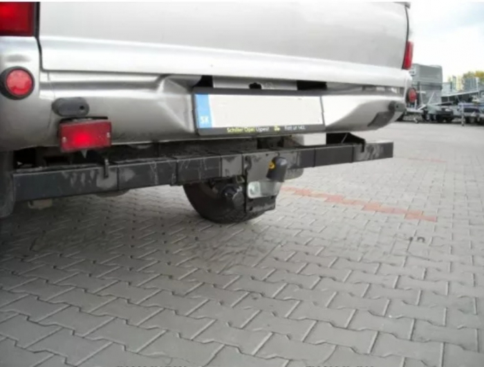 Carlig remorcare Mitsubishi L200 1996-2006 marca Autohak [2]
