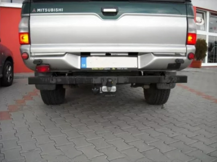 Carlig remorcare Mitsubishi L200 1996-2006 marca Autohak [3]