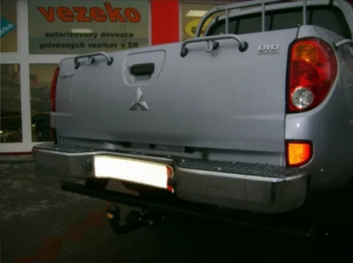 Carlig remorcare Mitsubishi L200 2006-2009 marca Autohak [7]