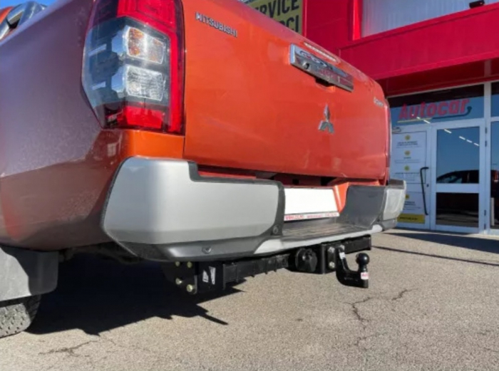 Carlig remorcare Mitsubishi L200 fabricat dupa 09/2019 marca Autohak [3]