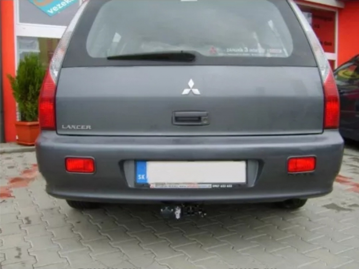 Carlig remorcare Mitsubishi Lancer combi 2003 - 2008 demontabil automat cu maneta [2]