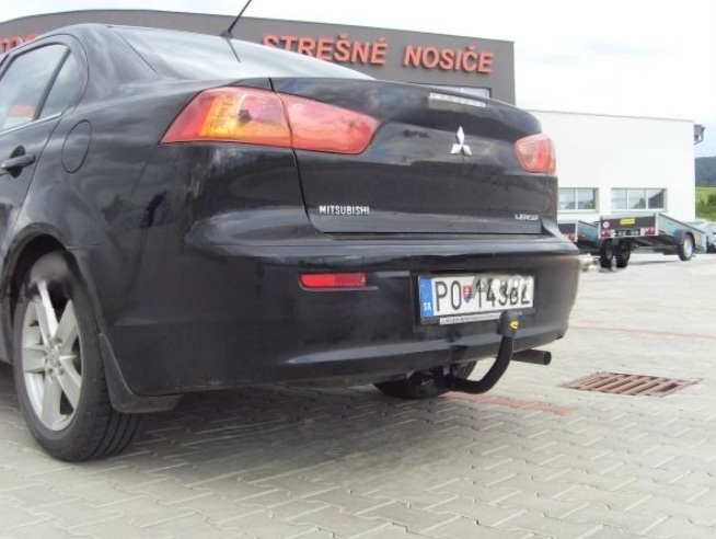 Carlig remorcare Mitsubishi Lancer dupa 2008 demontabil automat vertical marca Autohak [10]