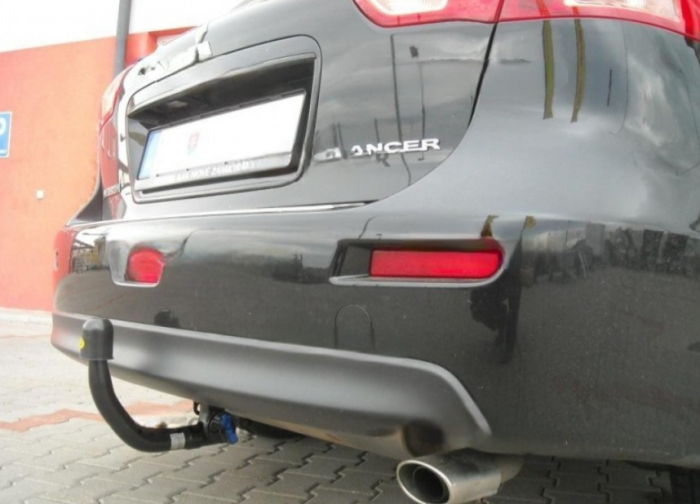 Carlig remorcare Mitsubishi Lancer dupa 2008 demontabil automat vertical marca Autohak [12]