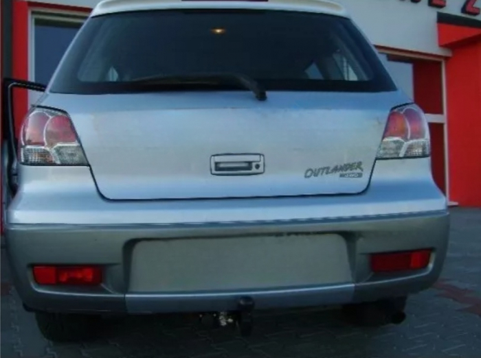 Carlig remorcare Mitsubishi Outlander 5 usi 2003-2007 marca Autohak [2]