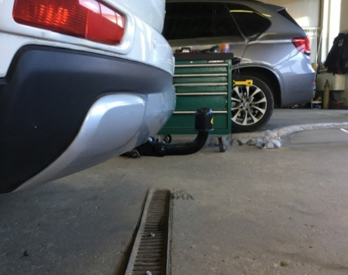 Carlig remorcare Mitsubishi Outlander dupa 2012 demontabil automat vertical marca Autohak [5]
