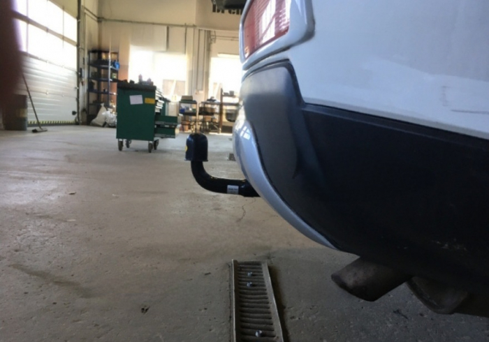 Carlig remorcare Mitsubishi Outlander dupa 2012 demontabil automat vertical marca Autohak [10]