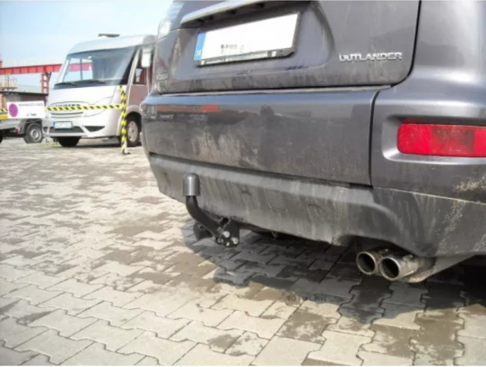 Carlig remorcare Mitsubishi Outlander SUV dupa 2007 marca Autohak [8]