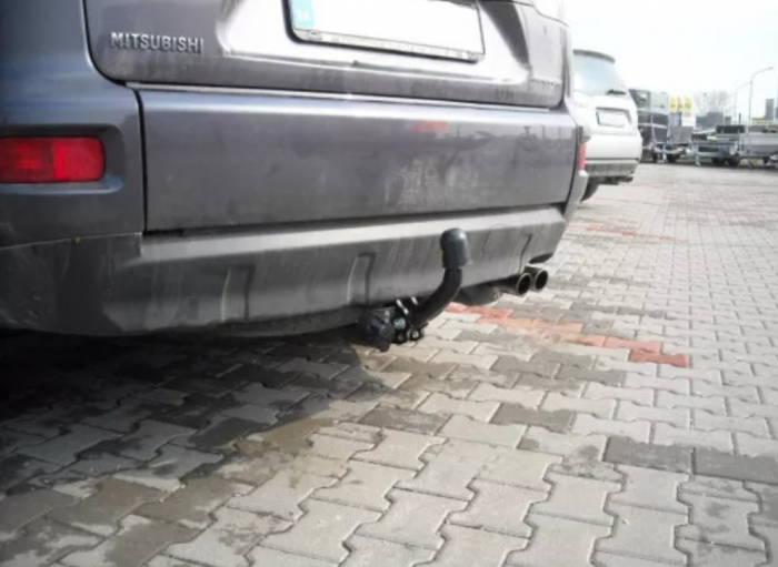 Carlig remorcare Mitsubishi Outlander SUV dupa 2007 marca Autohak [11]