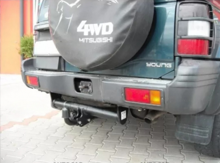 Carlig remorcare Mitsubishi Pajero 3/5 usi 1991-2002 marca Autohak [6]