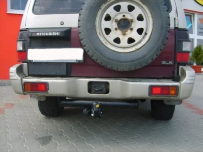 Carlig remorcare Mitsubishi Pajero 3/5 usi 1991-2002 marca Autohak [5]