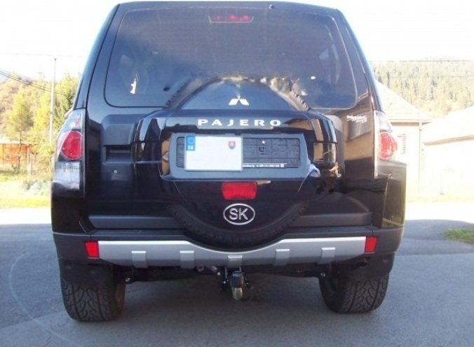 Carlig remorcare Mitsubishi Pajero 3/5 usi dupa 2007 demontabil automat cu maneta marca Autohak [5]