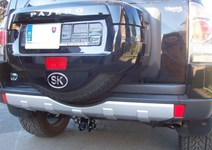 Carlig remorcare Mitsubishi Pajero 3/5 usi dupa 2007 demontabil automat cu maneta marca Autohak [7]