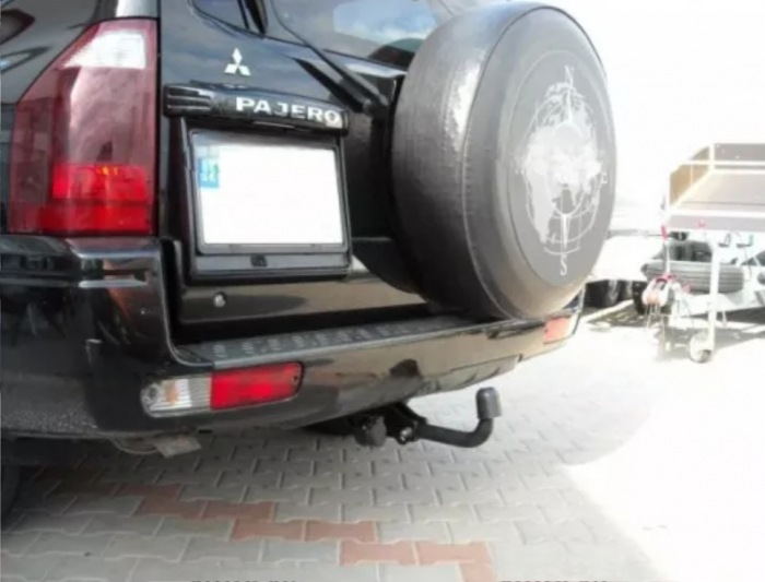 Carlig remorcare Mitsubishi Pajero 5 usi 2000-2006 marca Autohak [4]