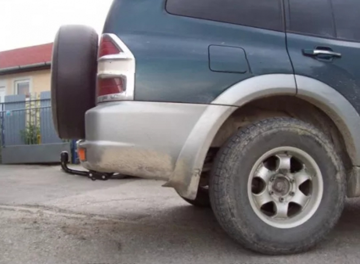 Carlig remorcare Mitsubishi Pajero 5 usi 2000-2006 marca Autohak [5]