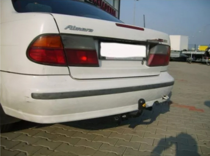 Carlig remorcare Nissan Almera 4 usi 1995-2000 marca Autohak [2]