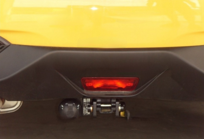 Carlig remorcare Nissan Juke tractiune fata dupa 2010 demontabil automat cu maneta marca Autohak [9]