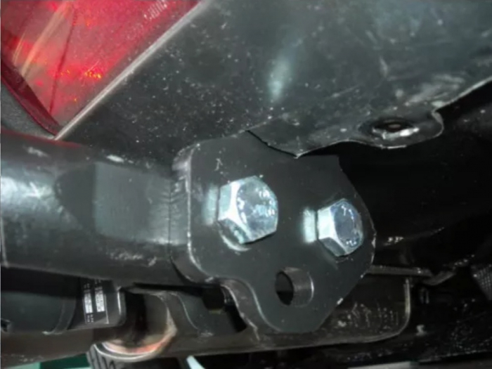Carlig remorcare Nissan Juke tractiune fata dupa 2010 marca Autohak [4]