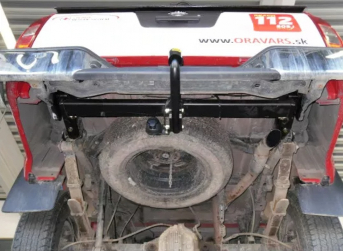 Carlig remorcare Nissan Navara cu scara fabricat intre 2005 - 2015 marca Autohak [8]