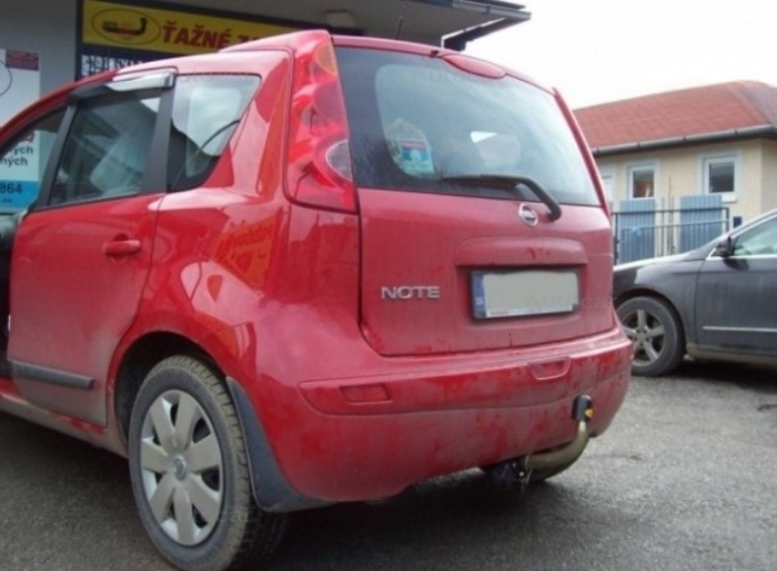 Carlig remorcare Nissan Note 2006 - 2013 demontabil automat cu maneta marca Autohak [8]