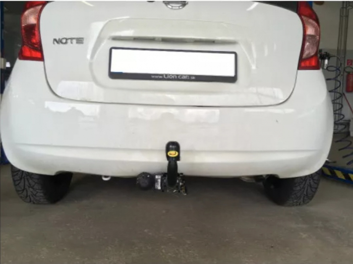 Carlig remorcare Nissan Note dupa 2013 demontabil automat cu maneta marca Autohak [3]