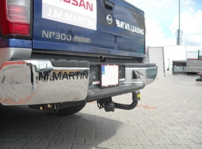 Carlig remorcare Nissan NP300 fabricat dupa 2008 marca Autohak [7]