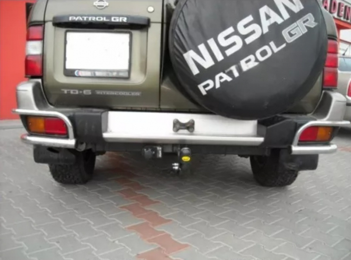 Carlig remorcare Nissan Patrol fabricat intre 1998 - 2004 marca Autohak [3]