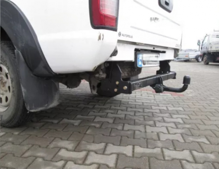 Carlig remorcare Nissan Pickup fabricat dupa 2002 marca Autohak [5]