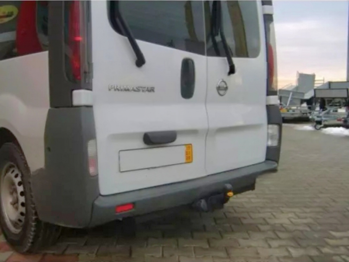 Carlig remorcare Nissan Primastar dupa 2001 marca Autohak [2]
