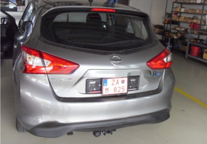 Carlig remorcare Nissan Pulsar dupa 2014 demontabil automat cu maneta marca Autohak [5]