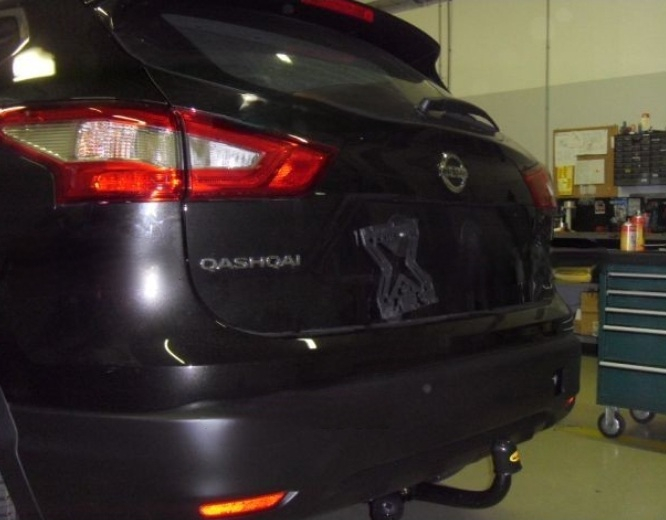 Carlig remorcare Nissan Qashqai fabricat intre 2014 - 2018 marca Autohak [4]