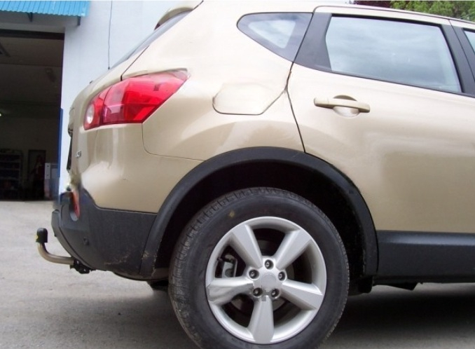 Carlig remorcare Nissan Qashqai J10 2006 - 2013 demontabil automat cu maneta marca Autohak [7]