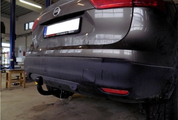Carlig remorcare Nissan Qashqai J11 2014 - 2018 demontabil automat cu maneta marca Autohak [5]