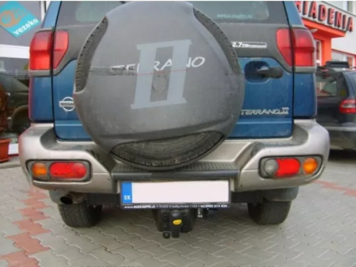 Carlig remorcare Nissan Terrano 3/5 usi 1993-2003 marca Autohak [7]