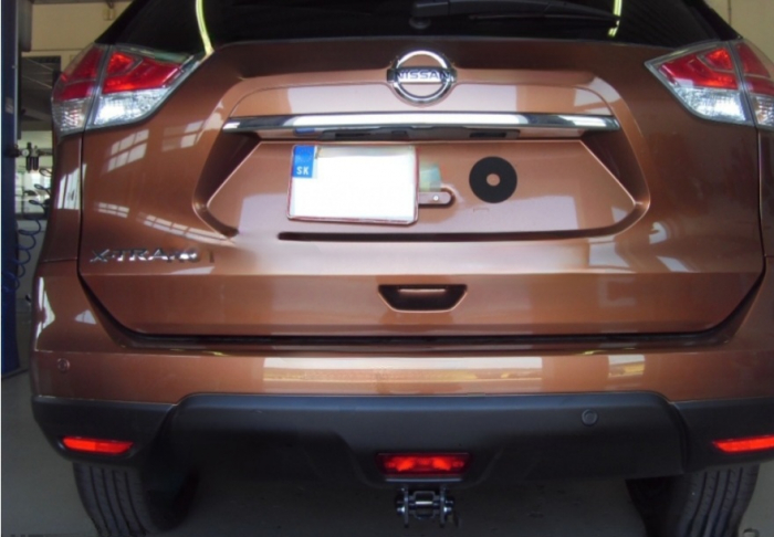 Carlig remorcare Nissan X-Trail T32 2014 - 2017 demontabil automat cu maneta marca Autohak [5]
