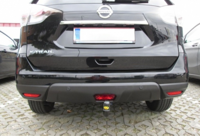 Carlig remorcare Nissan X-Trail T32 2014 - 2017 demontabil automat vertical marca Autohak [6]