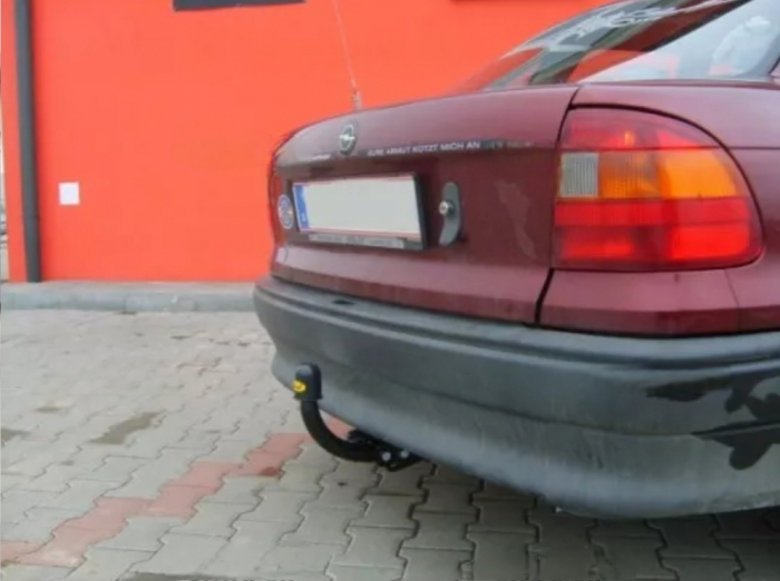 Carlig remorcare Opel Astra F sedan 1991 - 2002 marca Autohak [5]