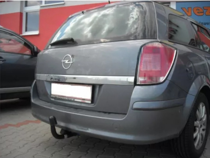 Carlig remorcare Opel Astra H combi 2004 - 2011 demontabil automat vertical marca Autohak [5]