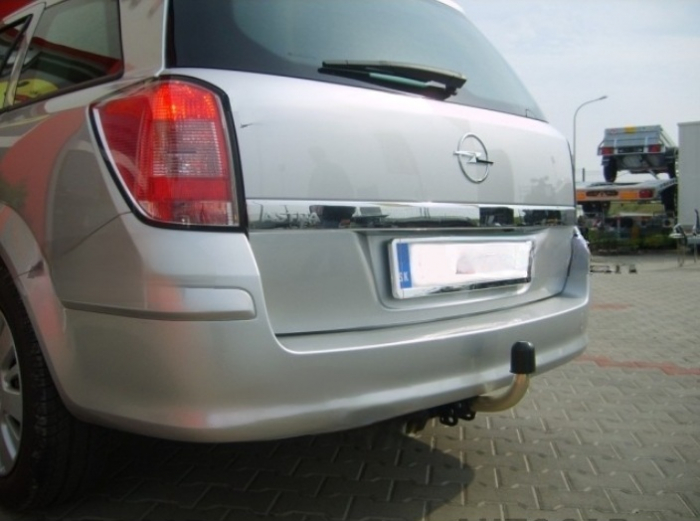 Carlig remorcare Opel Astra H combi 2004 - 2011 demontabil automat cu maneta marca Autohak [4]