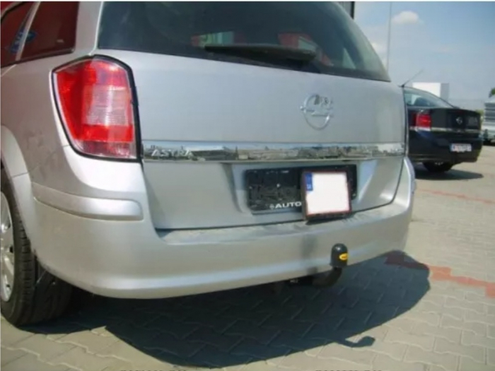Carlig remorcare Opel Astra H combi dupa 2004 marca Autohak [2]