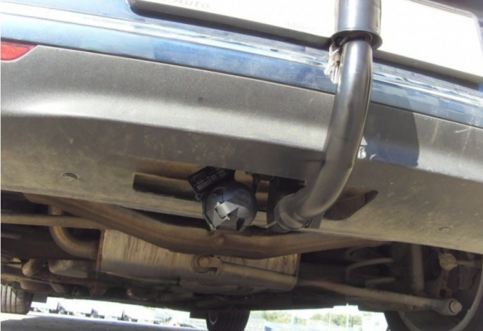 Carlig remorcare Opel Astra J htb 2009 - 2015 demontabil automat vertical marca Autohak [5]