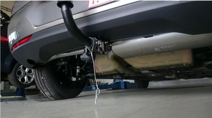 Carlig remorcare Opel Astra K htb 2015 - 2021 demontabil automat cu maneta marca Autohak [7]