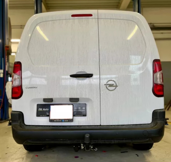 Carlig remorcare Opel Combo dupa 2018 demontabil automat cu maneta marca Autohak [3]