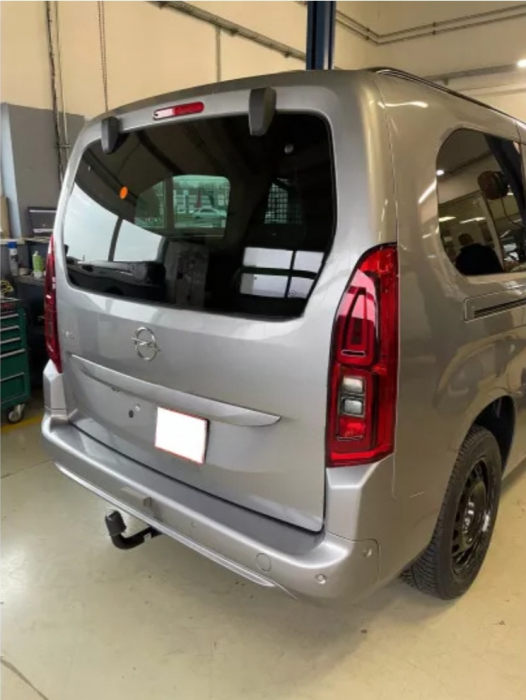 Carlig remorcare Opel Combo LONG dupa 2018 demontabil automat vertical marca Autohak [5]